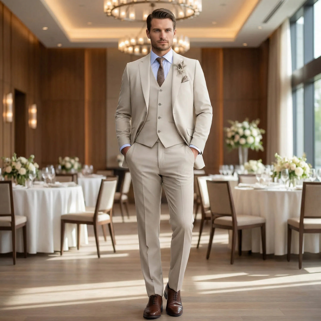 Men's slim-fit three-piece suit, Alessio, for formal events, weddings & business attire.