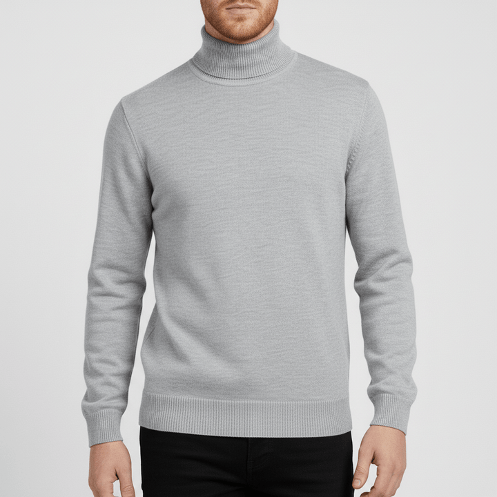 Slim-fit men's turtleneck sweater by Toby, offering a sleek and cozy feel.