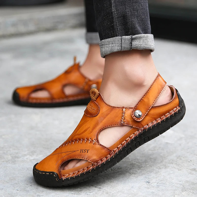 Men's slip-on sandals, closed-toe & breathable for daily comfort.