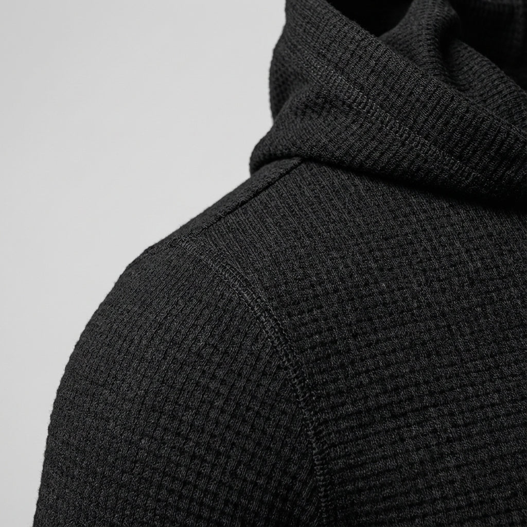 Athletic men's zipper hoodie, suitable for training sessions, sportswear, and casual use.
