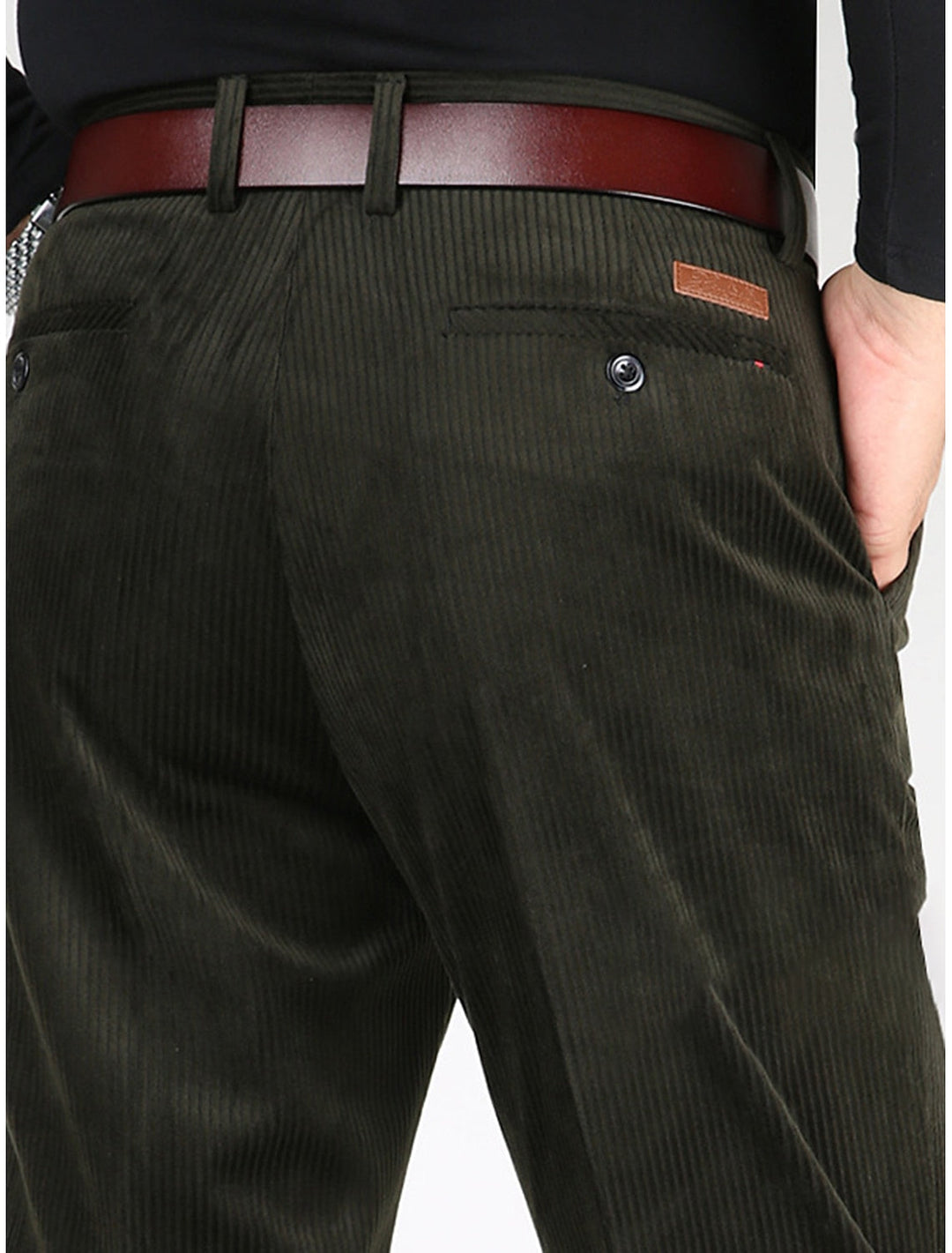 Versatile men's ribbed trousers, a wardrobe essential for stylish, comfortable everyday wear.