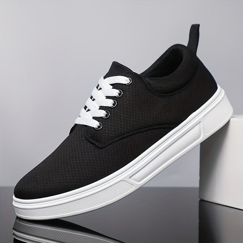 Comfortable grey men's everyday shoes with a stylish design, ideal for daily wear and durable casual footwear. Men's fashion.