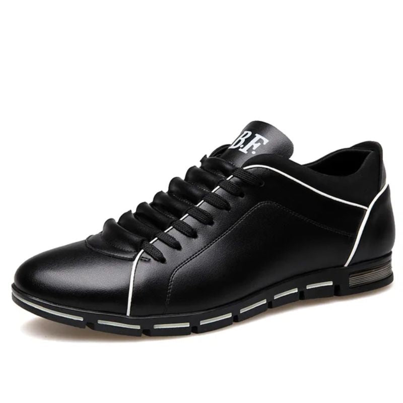 Comfortable men's sneakers designed for everyday wear. Stylish, casual, and supportive athletic-style footwear.