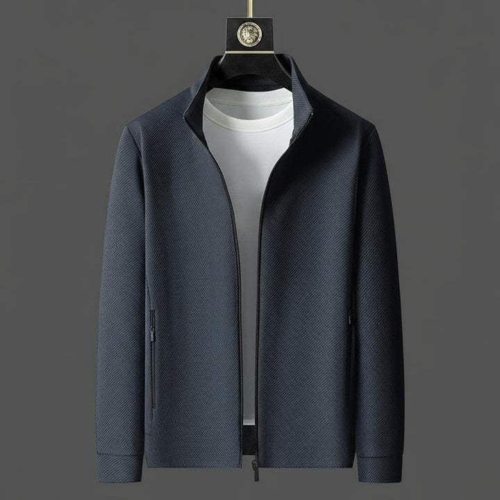Men's fashionable tracksuit: zip-up jacket & tapered joggers for versatile casual & active lifestyle.