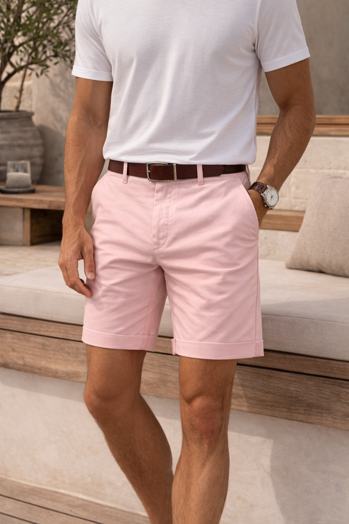 Men's tailored fit smart-casual summer shorts, ideal for everyday wear & stylish holidays.