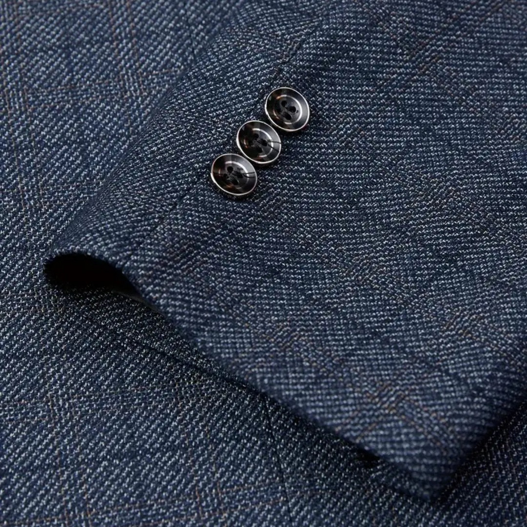 Elegant men's plaid blazer, a tailored check jacket for a polished smart casual or formal look.