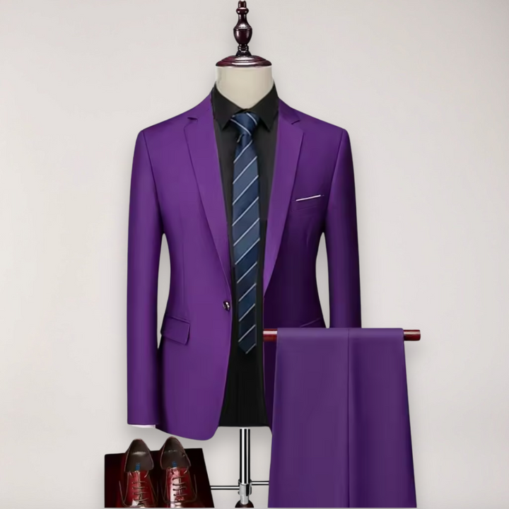 Men's tailored two-piece suit set with blazer & trousers, perfect for business meetings & formal events.