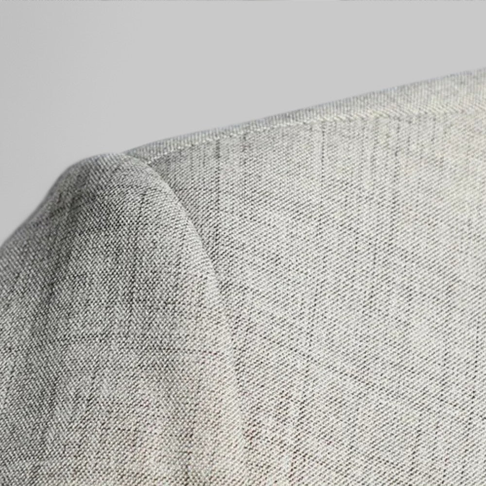 Modern men's blazer, single-breasted with two buttons, perfect for a smart casual look or office fashion.