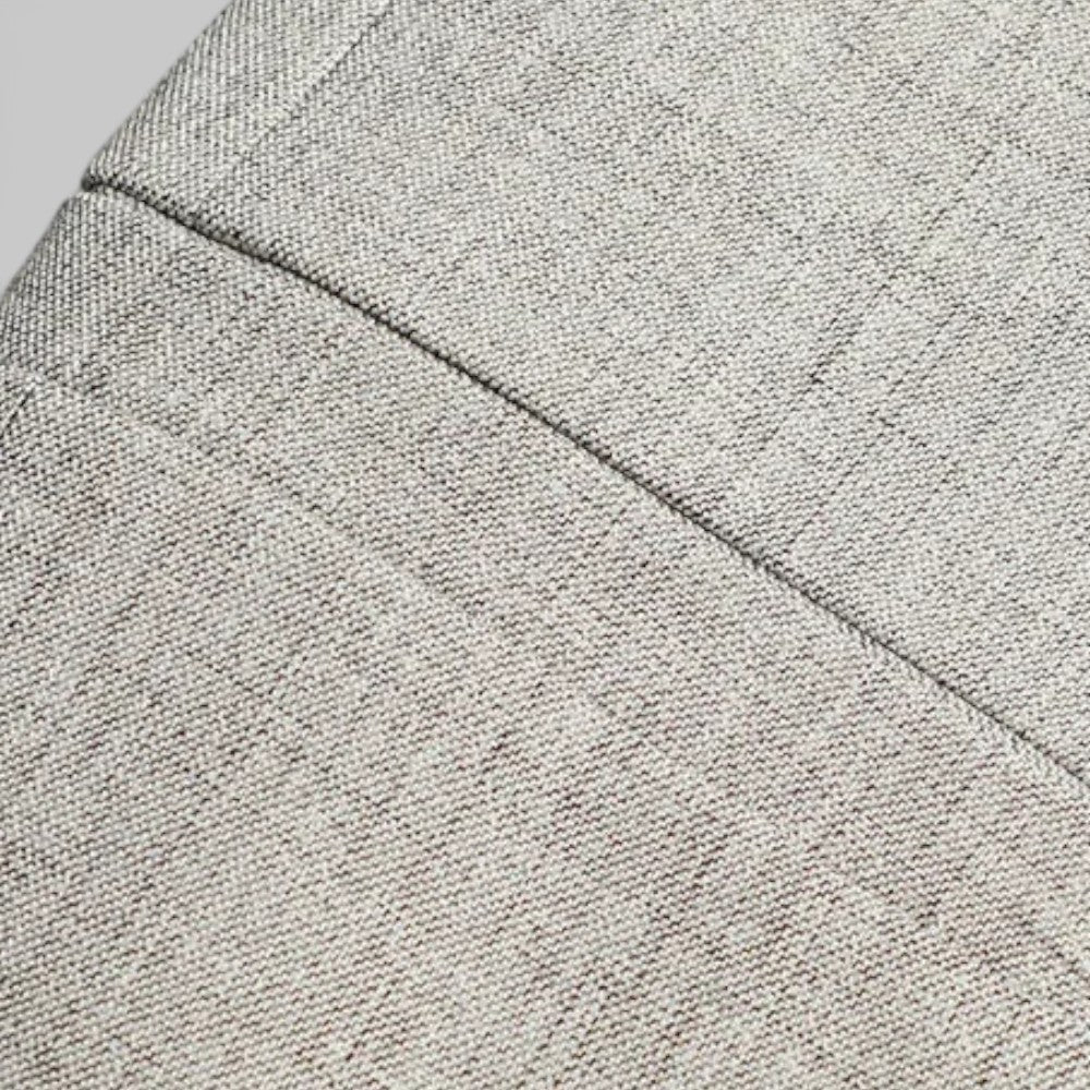 Classic men's single-breasted blazer with two buttons, a modern and stylish choice for diverse fashion needs.