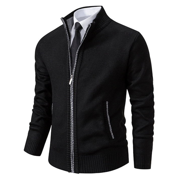 Modern men's zip hoodie jacket, perfect for versatile casual wear. A comfortable, stylish layering piece for all seasons.