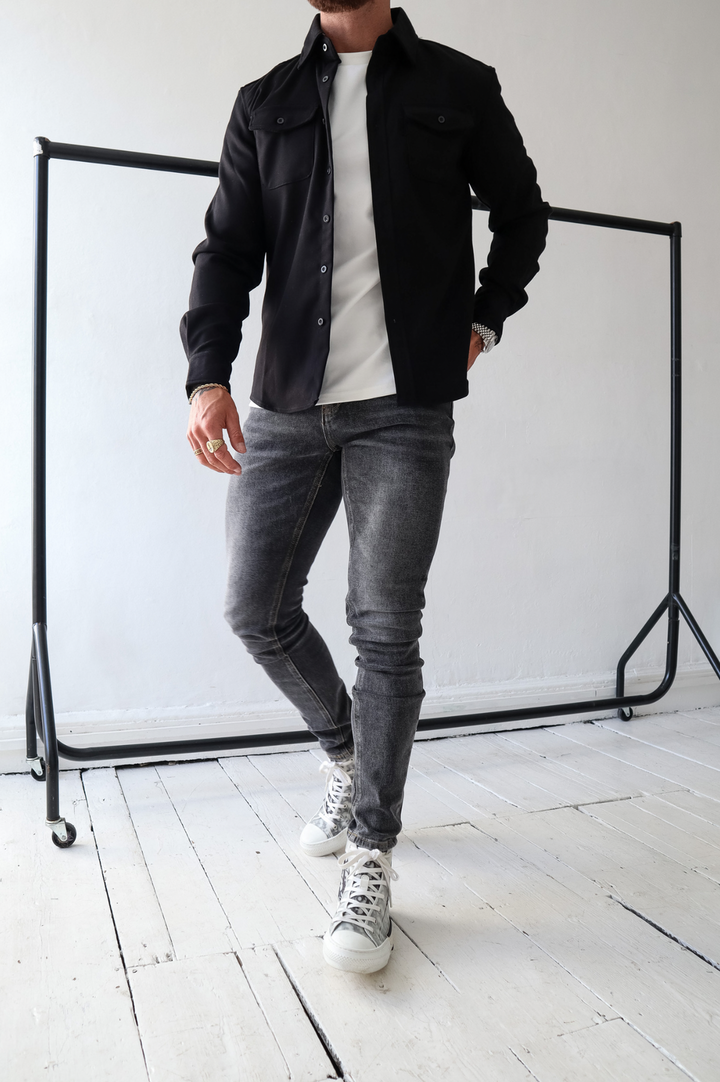 Men's long sleeve button-up overshirt jacket; practical outerwear with pockets for versatile fashion.