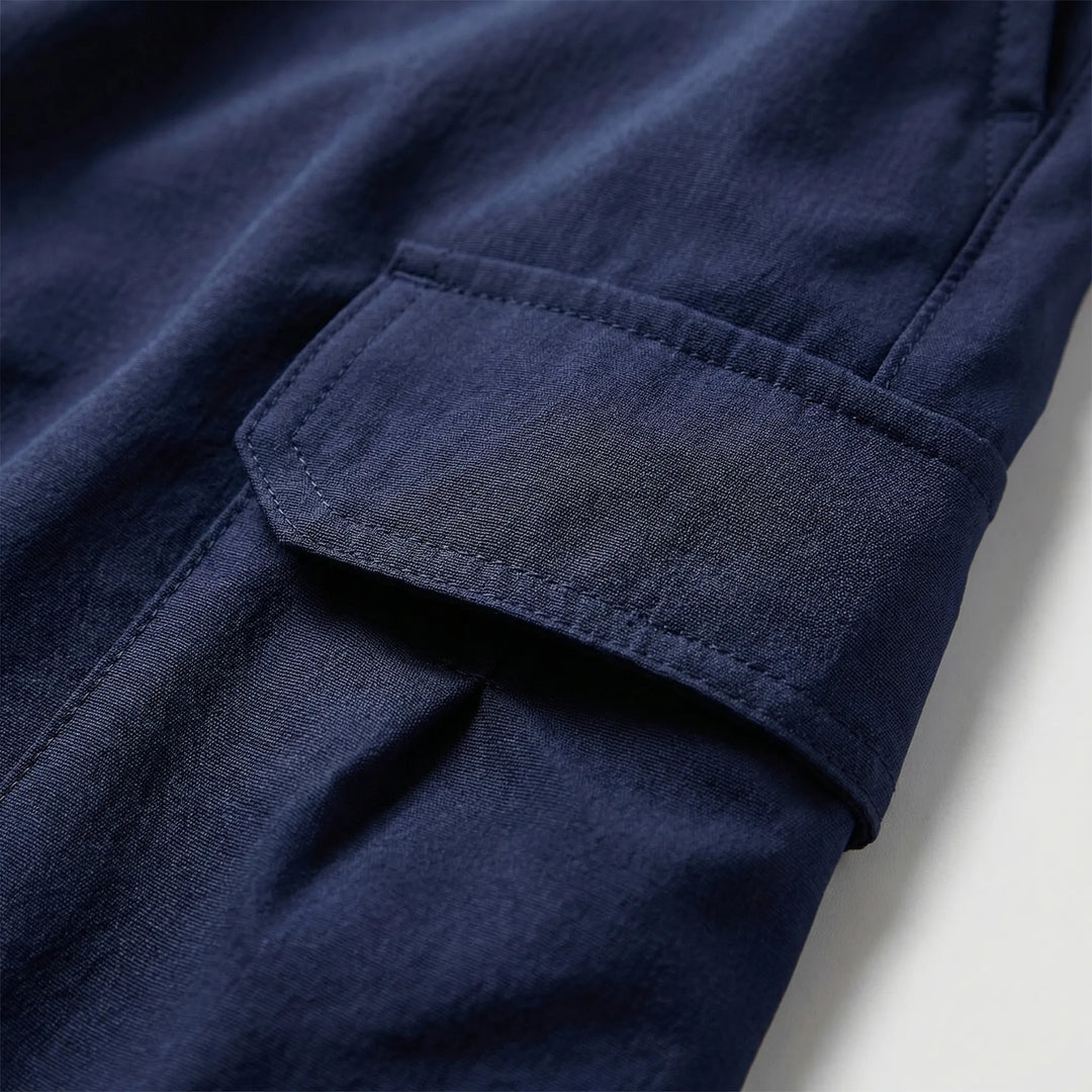 Durable men's cargo shorts with practical side pockets, excellent for casual wear & outdoor exploration.