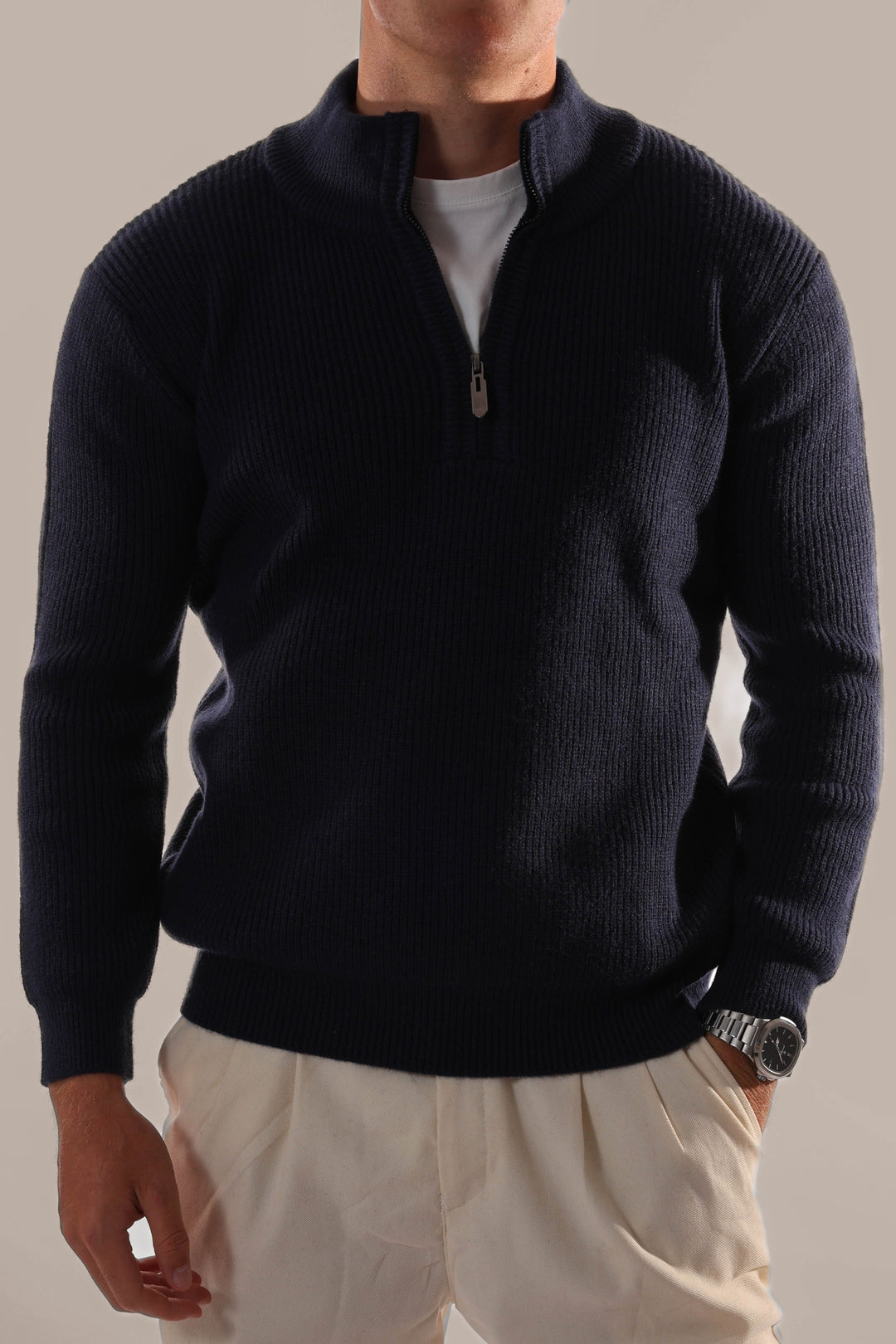 Men's versatile half-zip jumper, perfect for everyday comfort & smart casual layering. A cozy pullover sweater.
