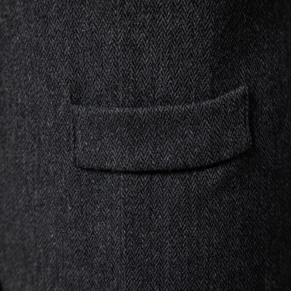 Casual men's vest crafted from a comfortable wool blend, great for everyday style.