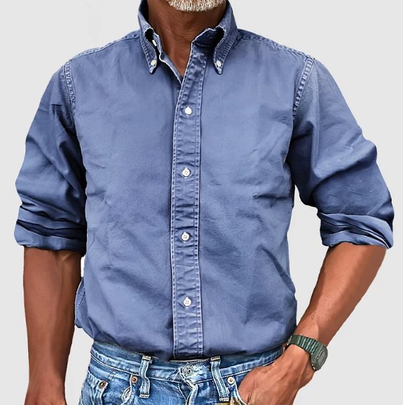 Classic men's long sleeve button-down shirt with vintage wash. Versatile for daily fashion.