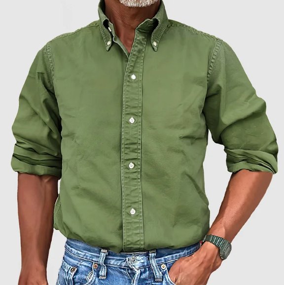 Men's casual vintage wash button-down. Relaxed fit long sleeve shirt, great for everyday comfort.