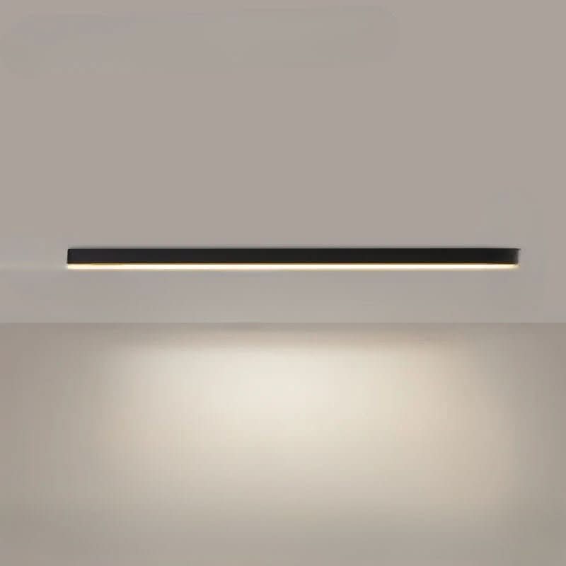 Energy-efficient LED flush mount light, delivers bright, modern lighting.