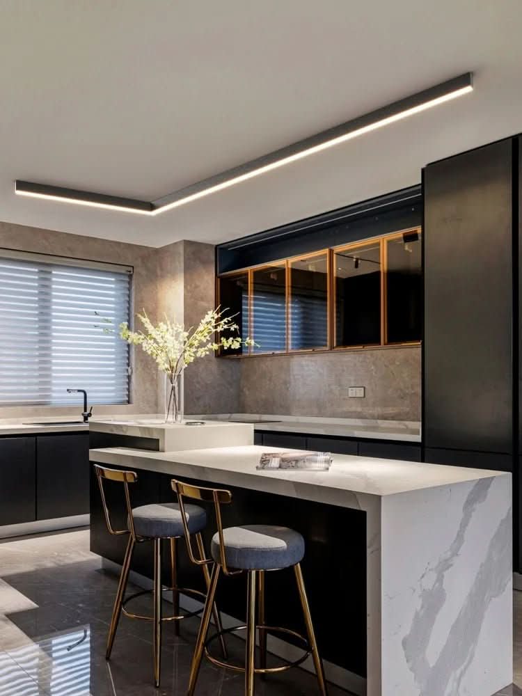 Slim profile LED flush mount light, perfect for low ceilings and modern homes.