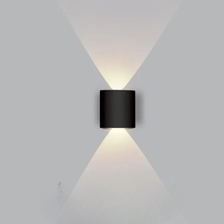 Minimalist LED outdoor wall light. Easy to install, weatherproof, and energy-efficient for any exterior.