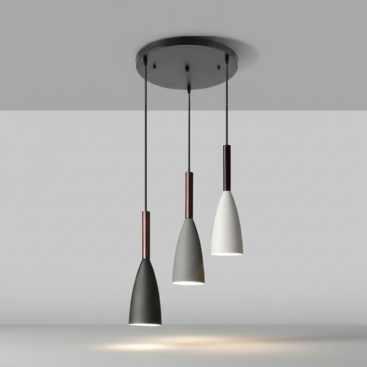 Stylish triple pendant light with Nordic charm for dining rooms.