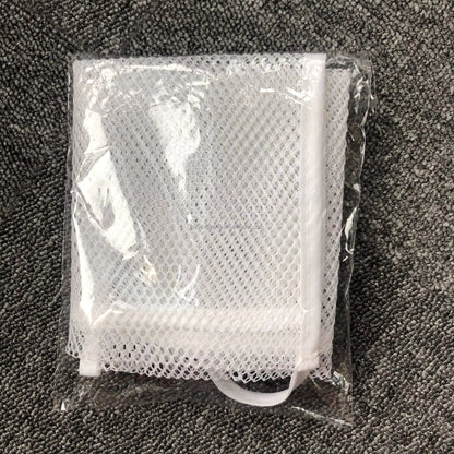 Practical mold-free storage net for bath toys and accessories, ensuring a dry and tidy bathroom