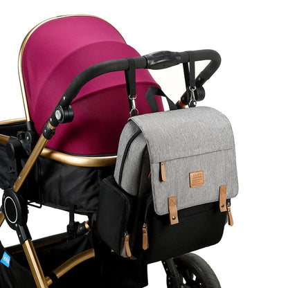 Mommy bag and changing mat set, perfect as a nursing bag for busy parents