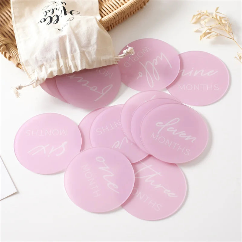 Acrylic baby milestone cards, perfect photo props for monthly infant growth photography