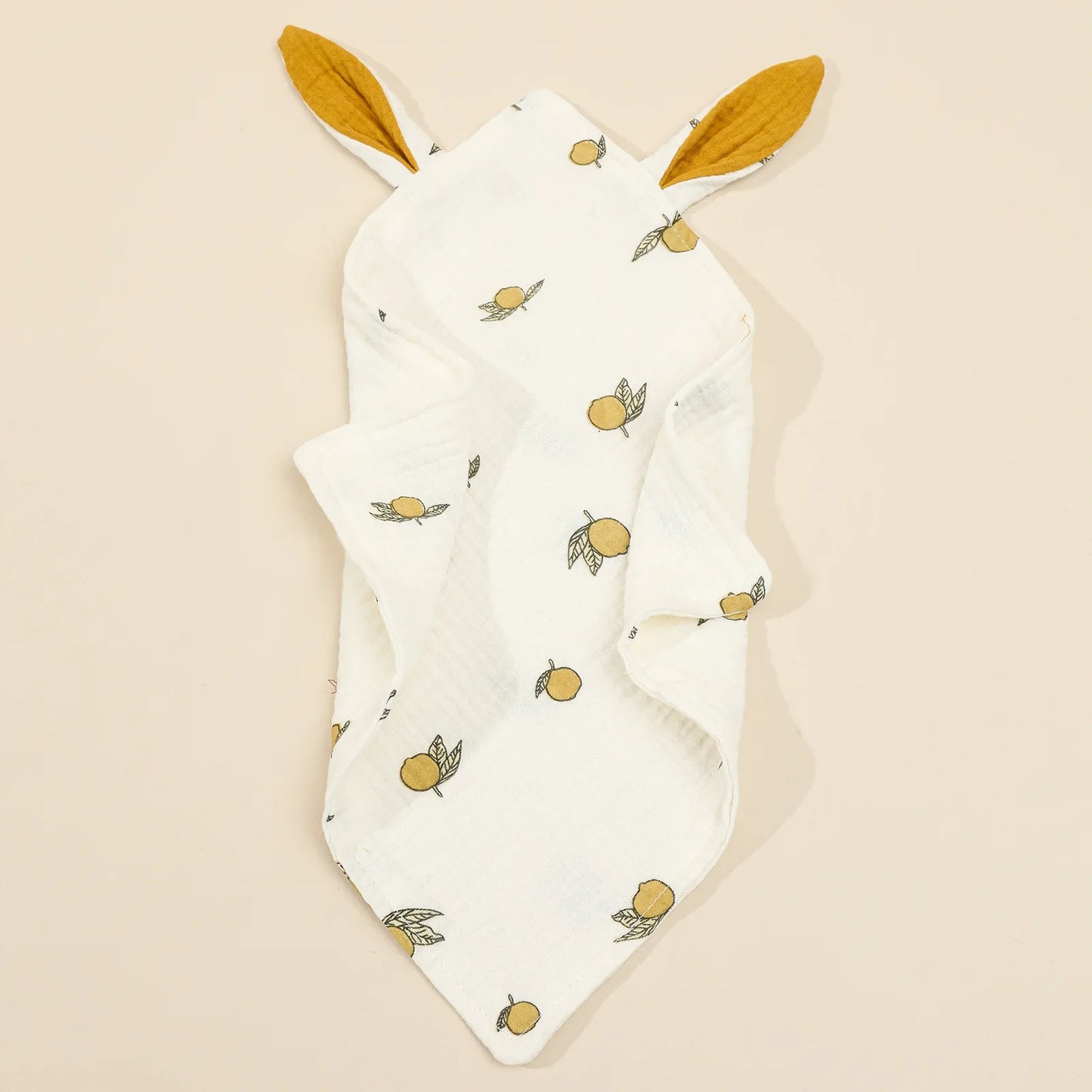Gentle cotton animal blankie for infants, designed for soothing and comfort