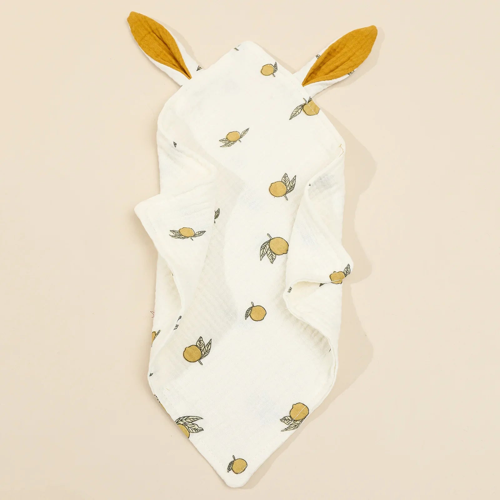 Gentle cotton animal blankie for infants, designed for soothing and comfort