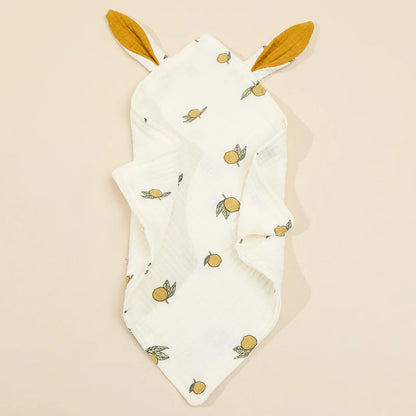 Gentle cotton animal blankie for infants, designed for soothing and comfort