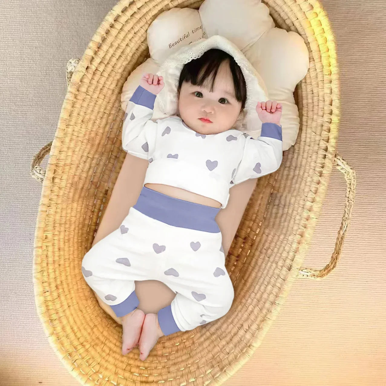 Easy dressing two-piece cotton baby outfit set, practical and soft for daily infant use.