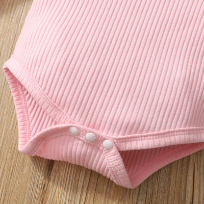 Entire newborn baby girl 3-piece outfit set, a charming baby pink design.