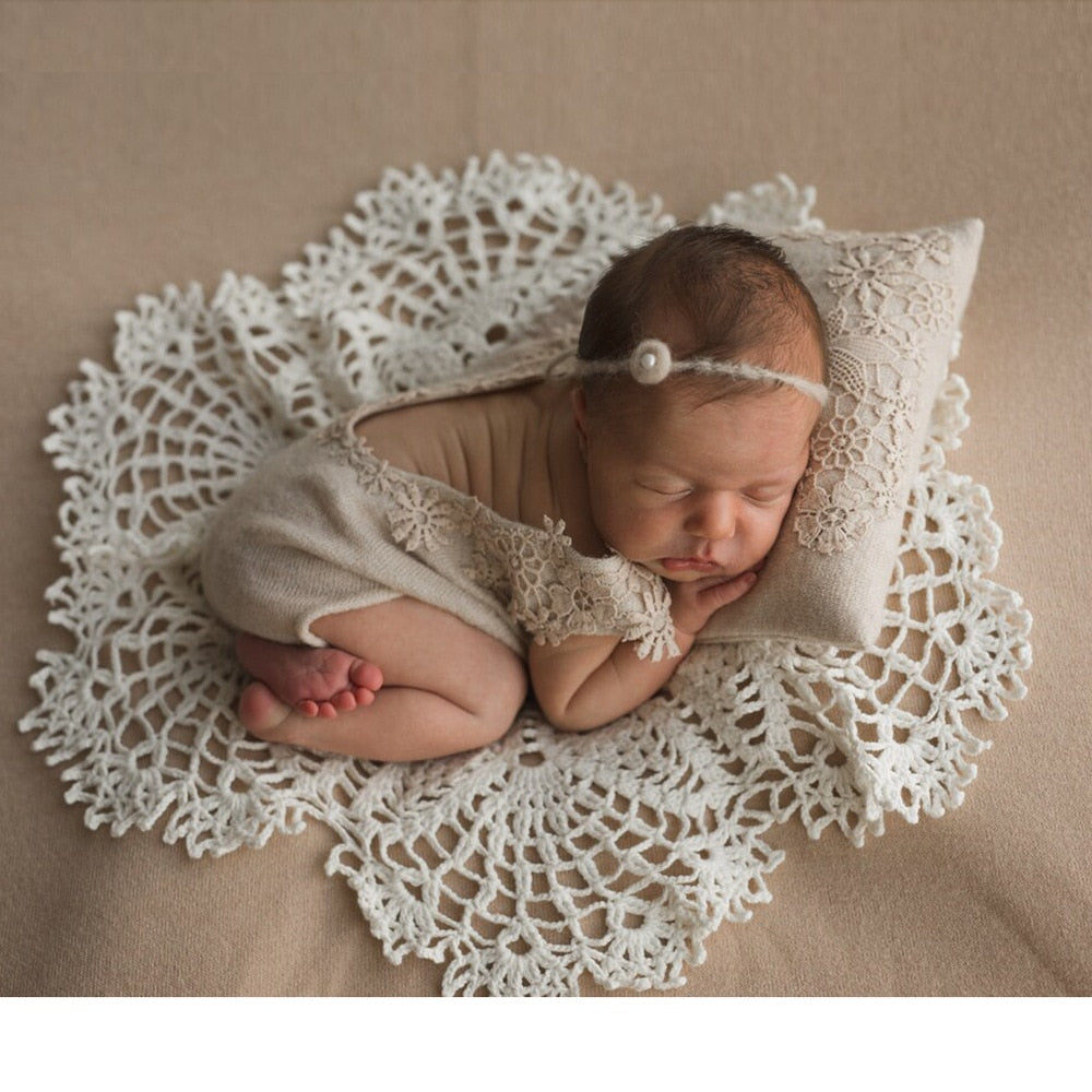 Newborn baby lace blanket and pillow set for infant photography, soft cotton