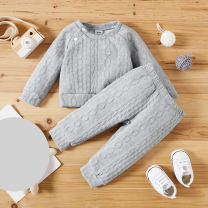 Baby long sleeve set, ideal for everyday wear, crafted from a soft and durable cotton blend