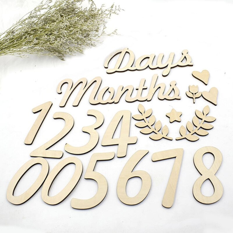 Baby shower gift set: wooden milestone cards for baby's first year, infant photography props.