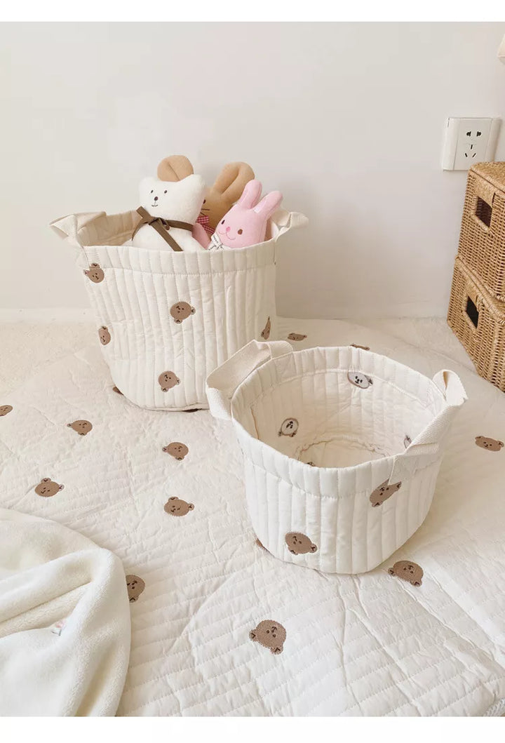 Multi-purpose baby caddy: Use as a diaper bag, toy storage, or nursery organizer.