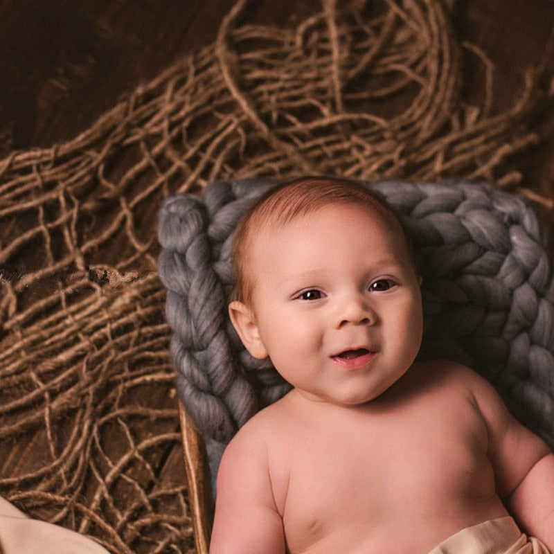 Textured jute fabric backdrop, perfect for newborn photo shoots and props