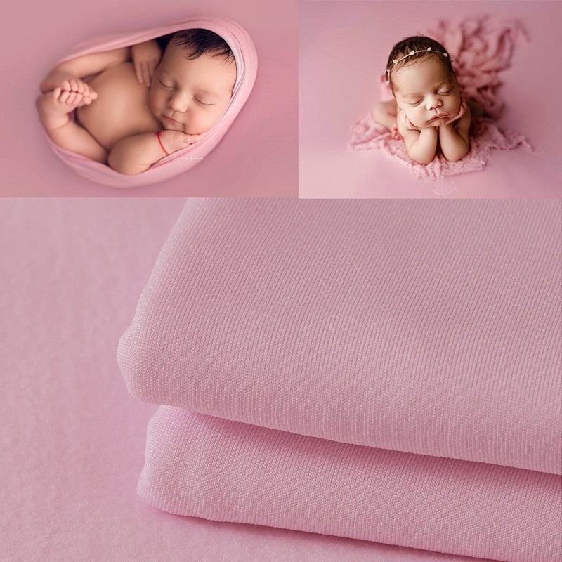 Cotton baby swaddle wrap and photobackdrop set for newborn photography sessions, neutral color