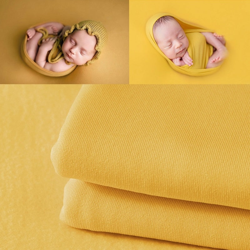 Baby gift set: soft cotton swaddle wrap and matching photography background blanket