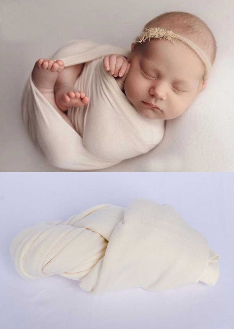 Baby swaddle blanket featuring a delicate print, crafted from 100% breathable cotton.