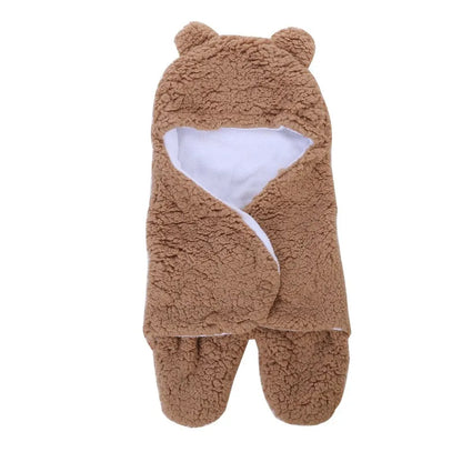 Ultra-soft newborn baby wrap, flannel, perfect for secure swaddling and comfort.