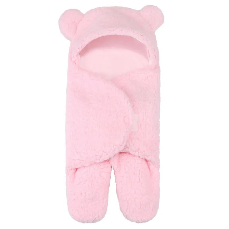 Blue newborn sleeping bag, ultra-soft flannel, a cute and practical baby winter essential.