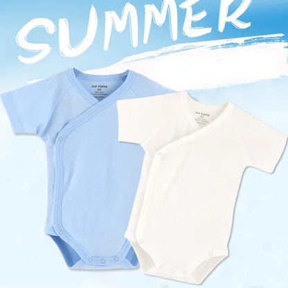 Comfortable newborn unisex baby bodysuit with short sleeves and organic cotton fabric