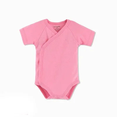 Baby shower gift idea: organic cotton short-sleeve newborn romper, soft and unisex