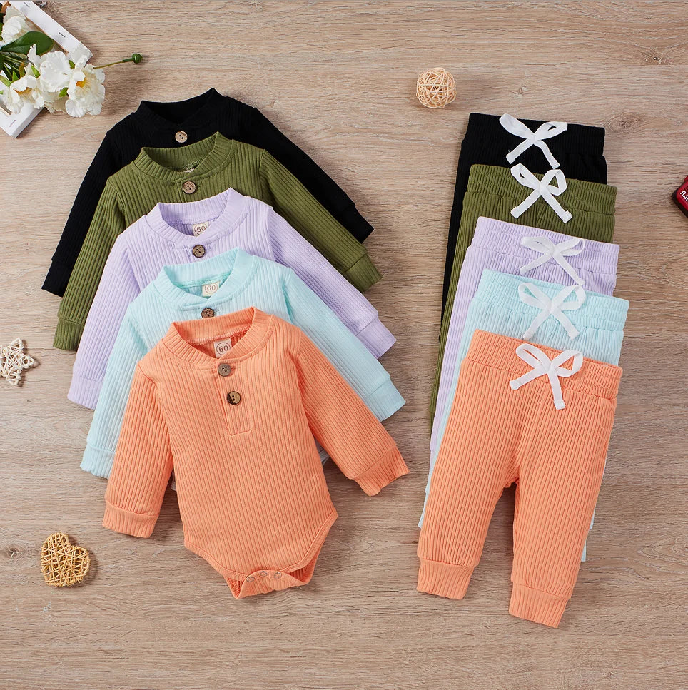 Newborn unisex ribbed plaid bodysuit and elastic pants set, 100% cotton infant outfit.