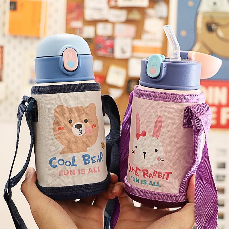 Blue leakproof stainless steel thermos for children with straw and adjustable strap