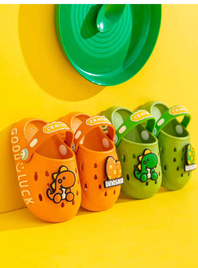 Kids cartoon summer sandals in a variety of bright colors, non-slip toddler play shoes