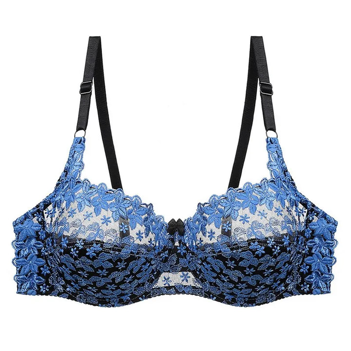Elegant women's plus-size push-up bra, providing superb support and natural shaping for all-day wear.