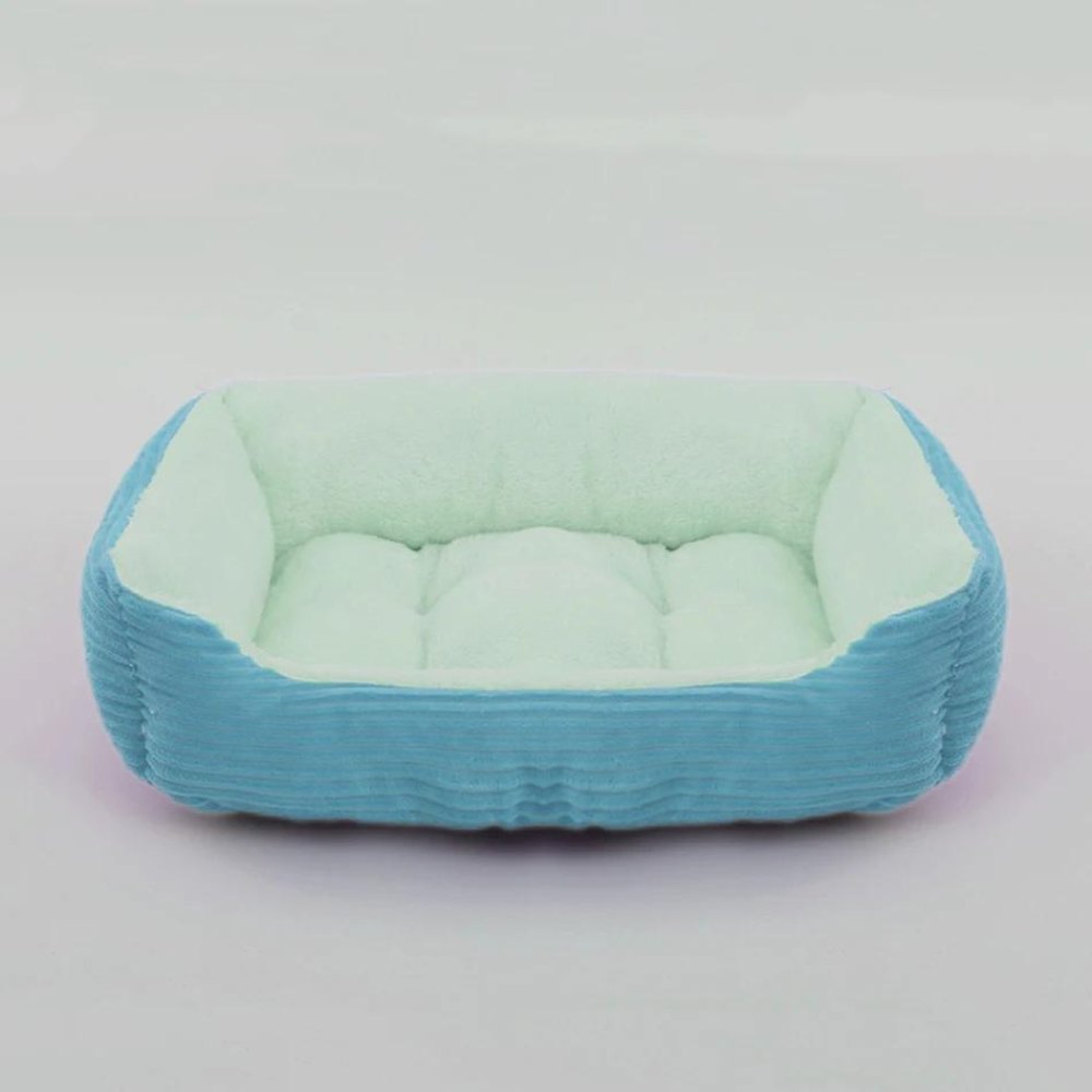 Round plush dog bed for all canine breeds, promoting optimal comfort and a sense of security.
