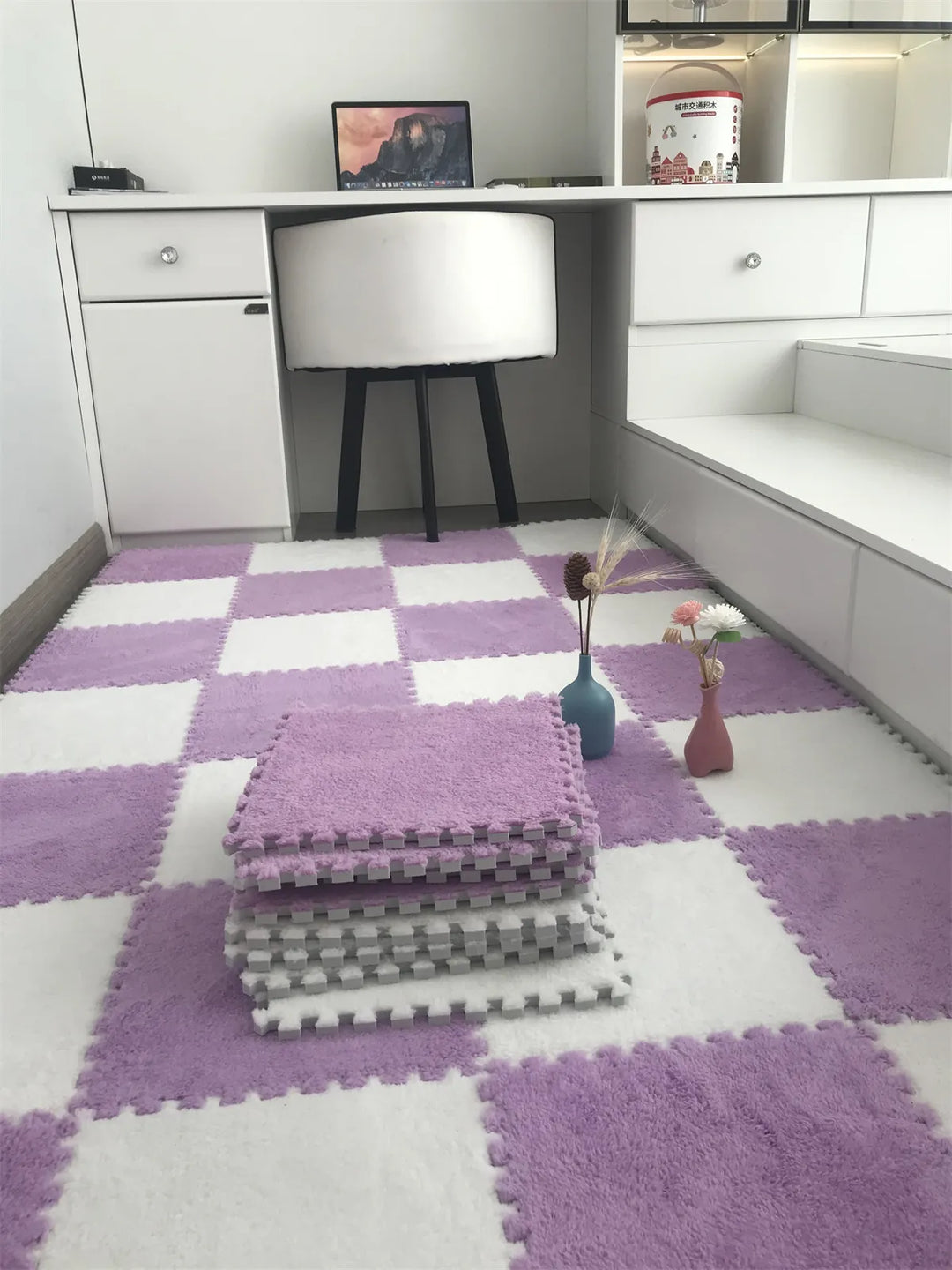 Easy-to-clean plush foam playmat, perfect for busy parents and active infants.